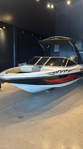 Lancha Victoria Open Wake / 115 Hp