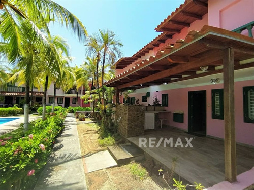 Imagen 13 de 13 de Re/max 2mil Vende Interesante Townhouse Lista Para Habitar En El Cardon - Isla De Margarita