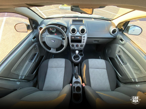 Ford Fiesta 1.6 Rocam Se Flex 5p