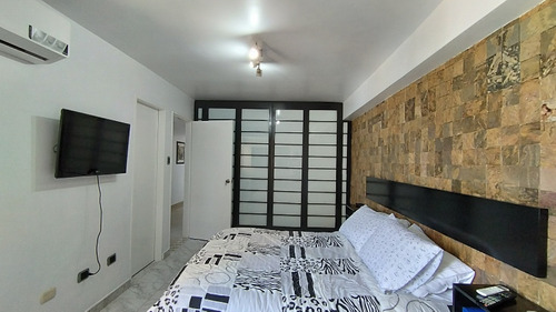 Ab Penthouse En Venta En Valencia Urb Prebo Amoblado Y Equipado Tiene 2 Terrazas Y Vistas Espectaculares Edificio Con Planta Eléctrica 50% Vigilancia Cámaras De Seguridad Amelia Ballestas