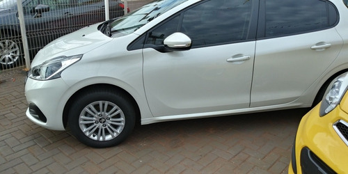 Peugeot 208 1.6 16v Allure Flex Aut. 5p 2018