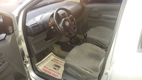 Imagem 5 de 9 de Volkswagen Fox 1.6 Mi Plus 8v 2007