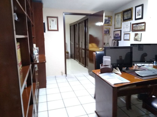 Imagen 8 de 12 de Bonita Casa En Venta Con Excelente Seguridad