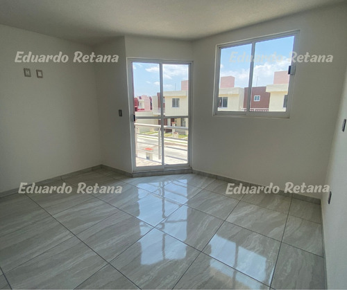 Amplia Casa En Pachuca, 132 M² De Construcción Y Vestidor En Recámara Principal