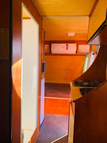 Imagem 4 de 9 de Trailer Camp Motorhome