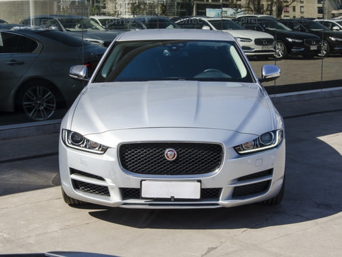 Jaguar Xe Aut