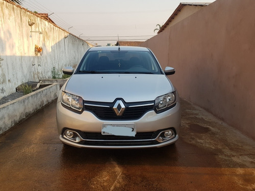 Renault Logan 1.6 Dynamique Hi-power 4p 2016