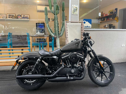 Harley Davidson Iron 883 - 2019 - Cinza - Apenas 3.000 Km
