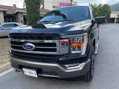Imagen 3 de 11 de Ford Lobo Lariat 2021 3.5 Doble Cabina 4x4 Platinum Raptor