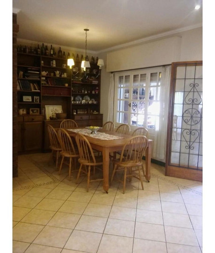 Imagen 14 de 14 de Excelente Casa!! Calle 34 E/ 49 Y 51, De 4 Dormitorios.
