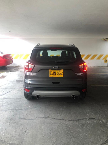 Ford Escape Titanium Espectacular Camioneta 200