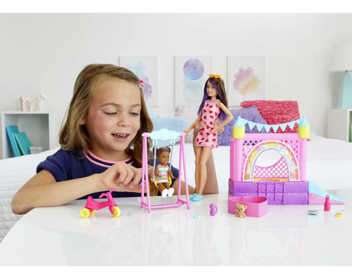Playset Muñeca Skipper Niñera Con Castillo Inflable - Barbie
