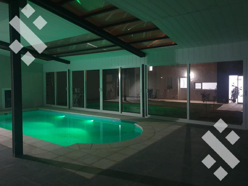 Venta Casa 4 Dorm - B° Santa Angela 3 - Centenario Neuquen