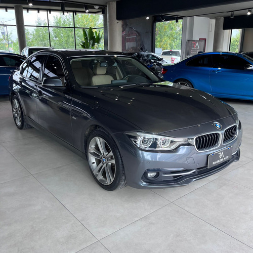 BMW Serie 3 3.0 330i Sedan Sport Line 252cv