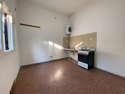 Imagen 2 de 7 de Ph En Venta En Sarandi