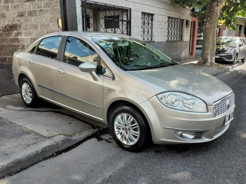 Imagen 2 de 16 de Fiat Linea 2011 1.8 Essence 130cv