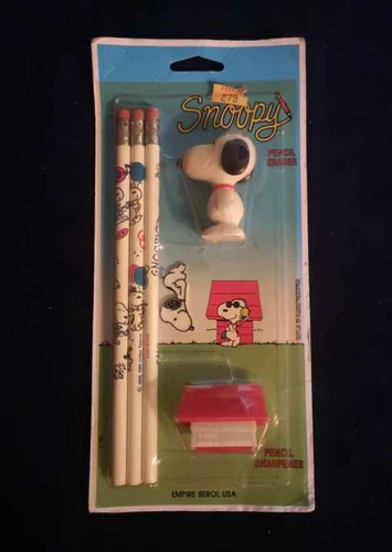 Set De Escritorio De Snoopy