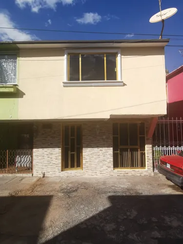 Casa En Villa De Las Flores, 3 Recamaras, 1 Baño Y Medio