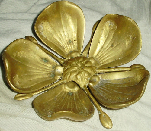 Antiguos Ceniceros Flor Individuales Bronce Macizo 