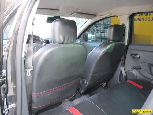 Renault Logan AUTHENTIQUE 1600CC MT AA