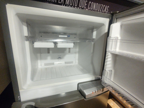 Imagen 4 de 10 de Heladera Whirlpool Wrm39k2 Usada Impecable // Zona Oeste