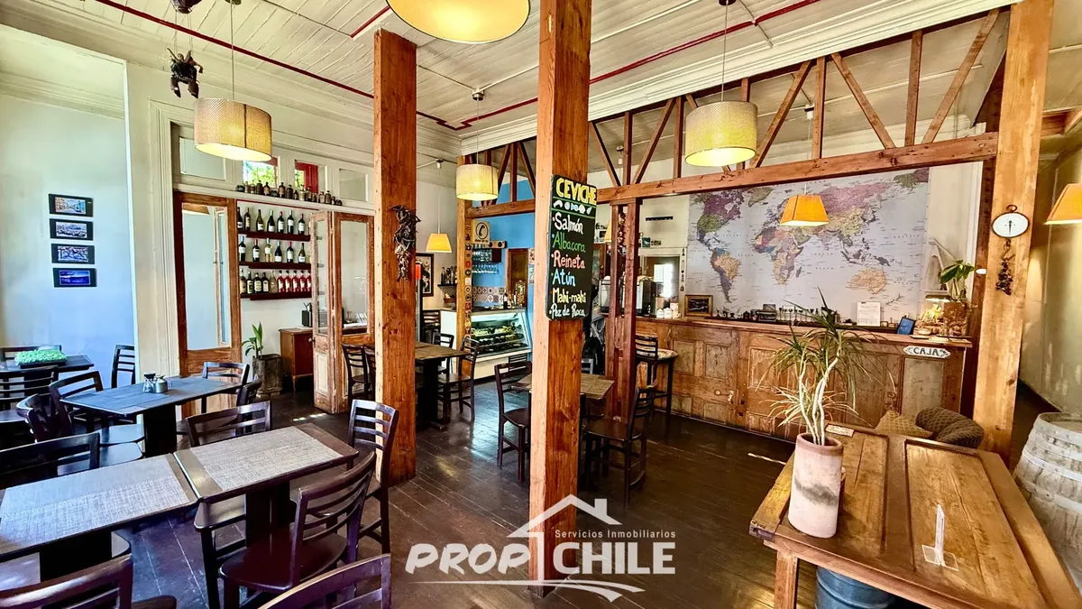 Imagen 2 de 19 de En Venta Restaurante Hotel, Valparaiso. (copia)