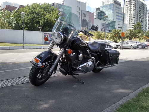 Mñharley Davidson Road King Police