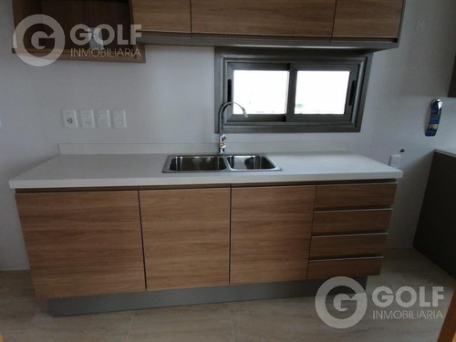 Alquilo Apartamento De 1 Dormitorio Con Terraza Al Frente, Garaje, Barbacoas, Punta Carretas