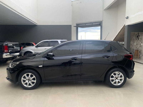 Imagem 8 de 15 de Chevrolet Onix 1.0 Mt Lt
