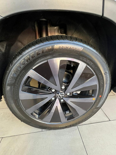 Imagen 19 de 25 de Volkswagen Taos 1.4 250tsi Hero Automatica At 2022 0km Vw 05