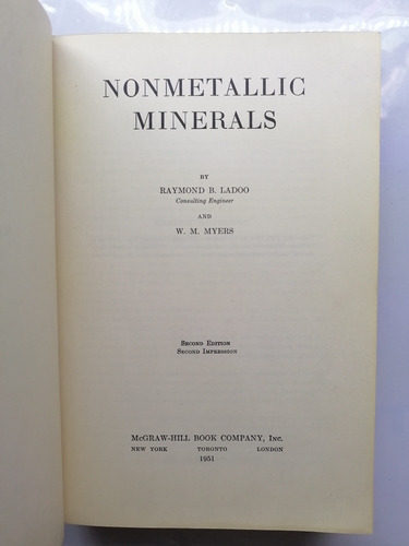 Minerales No Metálicos (non Metallic Minerals) - Ladoo-myers (Usado)