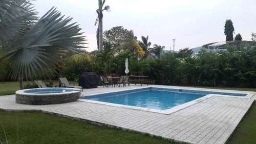 Imagen 10 de 12 de Gabriel Rivas Casa En Venta En Urb. Guataparo Valencia Cod: Nac-174