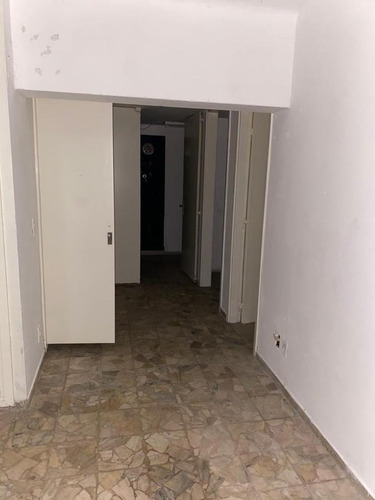 Imagen 14 de 16 de Av. Gorlero Entre 28 Y 27. Galería Torre Gorlero
