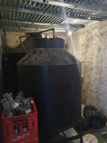 Imagen 13 de 16 de Sarandí Y Misiones, Gran Local De 210 M2 ,permite Gastronomía !!