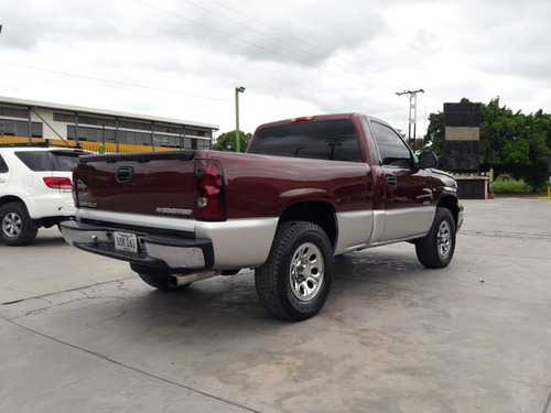 Imagen 5 de 8 de Chevrolet Silverado Lt