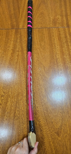 Palo De Hockey Rosa Chicle 31.496 " (Usado)