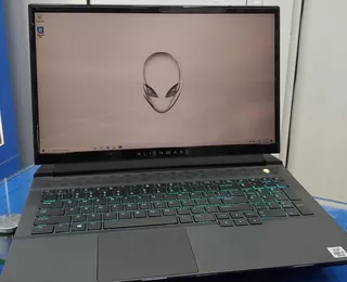 Alienware Area-51m R2 Gaming Laptop
