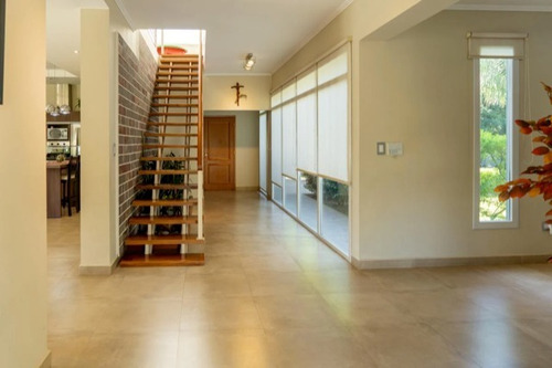 Imagen 4 de 10 de Venta Casa Quinta Junin Buenoa Aires Amplia, Comoda Y Luminosa Con Todas Las Comodidades! A 3km De La Ciudad.