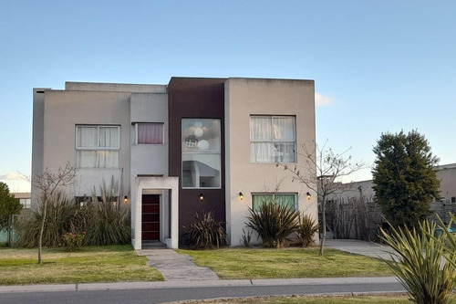 Imagen 2 de 7 de Casa En Venta Villanueva Barrio San Marco