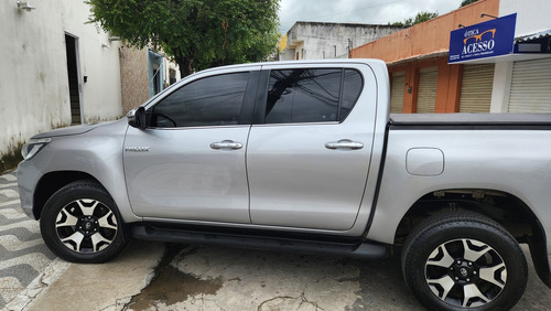 Toyota Hilux 2.8 Tdi Srx Cab. Dupla 4x4 Aut. 4p