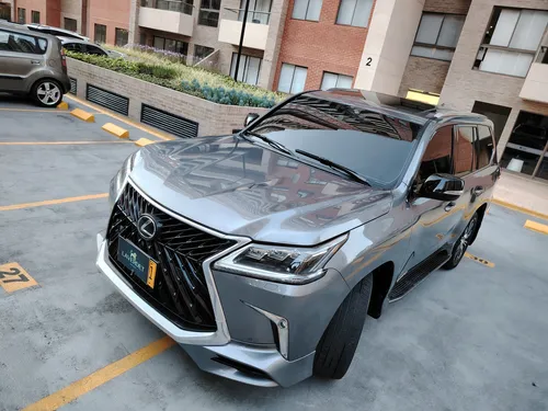 Lexus LX 5.7 570