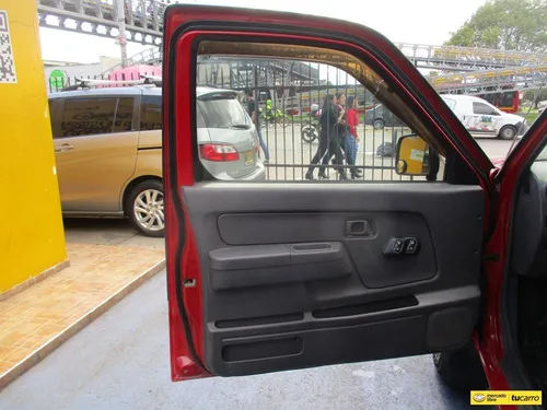 Furgon Nissan Frontier D22/np300 4x2 2400cc Mt Aa