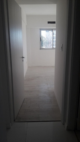 Imagen 5 de 9 de Departamento En Venta En Lanus Oeste