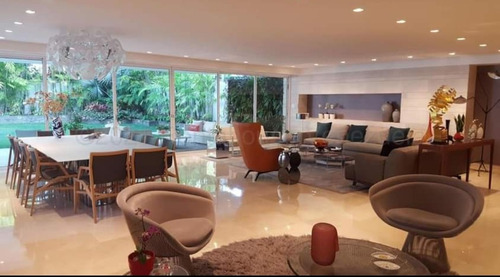 Imagen 12 de 20 de Se Vende Estupendo Apto De Lujo Con 600 M² Amoblado..inf. Ma.fda. Varela 0424-1045413