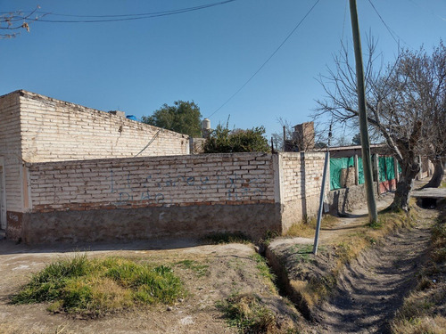 Vendo Propiedad Cuadro Nacional En Esquina San Rafael Mendoza