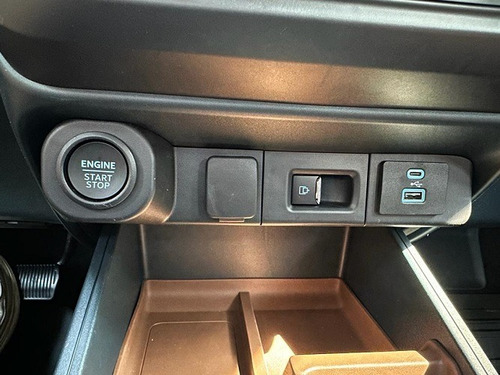 Imagen 17 de 25 de Ford Maverick Lariat 4x4 Aut 8 Marchas 2022 588km 2.0t 253cv