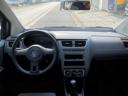 Imagem 10 de 10 de Volkswagen Fox 2014 1.0 Trend Tec Total Flex 5p