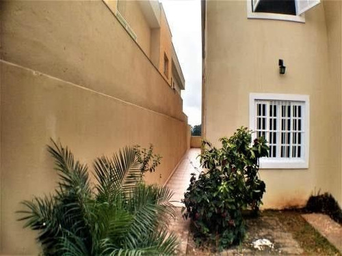 Imagem 20 de 30 de Casa Residencial À Venda, Jardim Planalto, Arujá. - Ca0456
