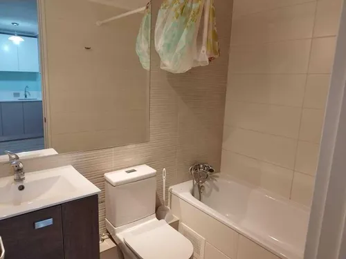 Dpto En Arriendo 1d/1b Cercano A Metro (97841)