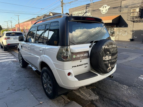 Mitsubishi Pajero TR4 Pajero TR4 2.0 4X2 16V 140CV FLEX 4P MANUAL